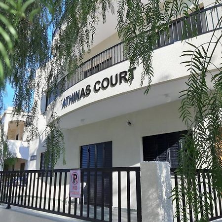 Athinas Court Aparthotel Paphos Esterno foto